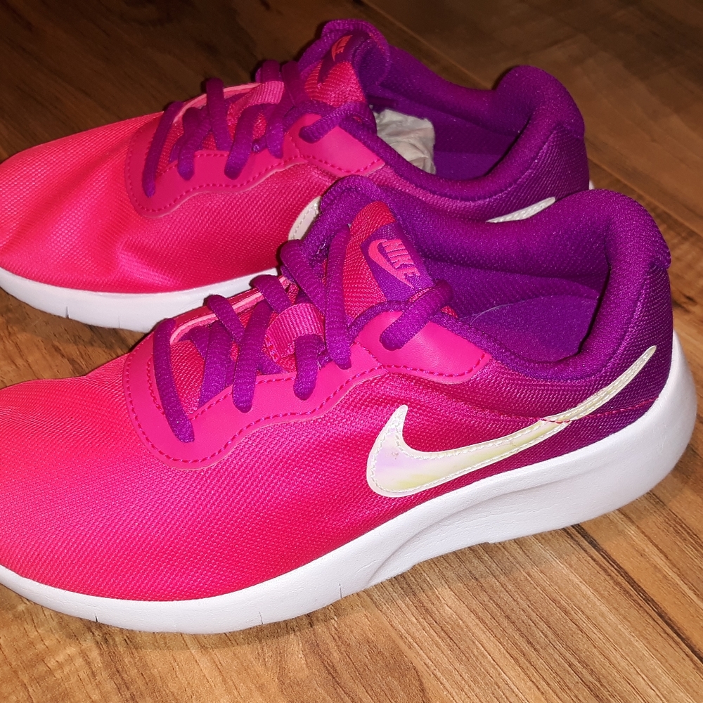 Girls Nike Shoes